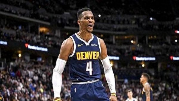 Nuggets ký hợp đồng gây sốc!