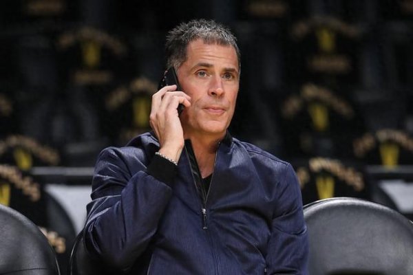 Truyền thông Hoa Kỳ: Pelinka