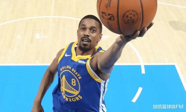 Xin chúc mừng Lakers, câu đố vô địch cuối cùng! Hoạt động của Pelinka là một vị thần, bây giờ bạn không sợ sự phòng thủ.